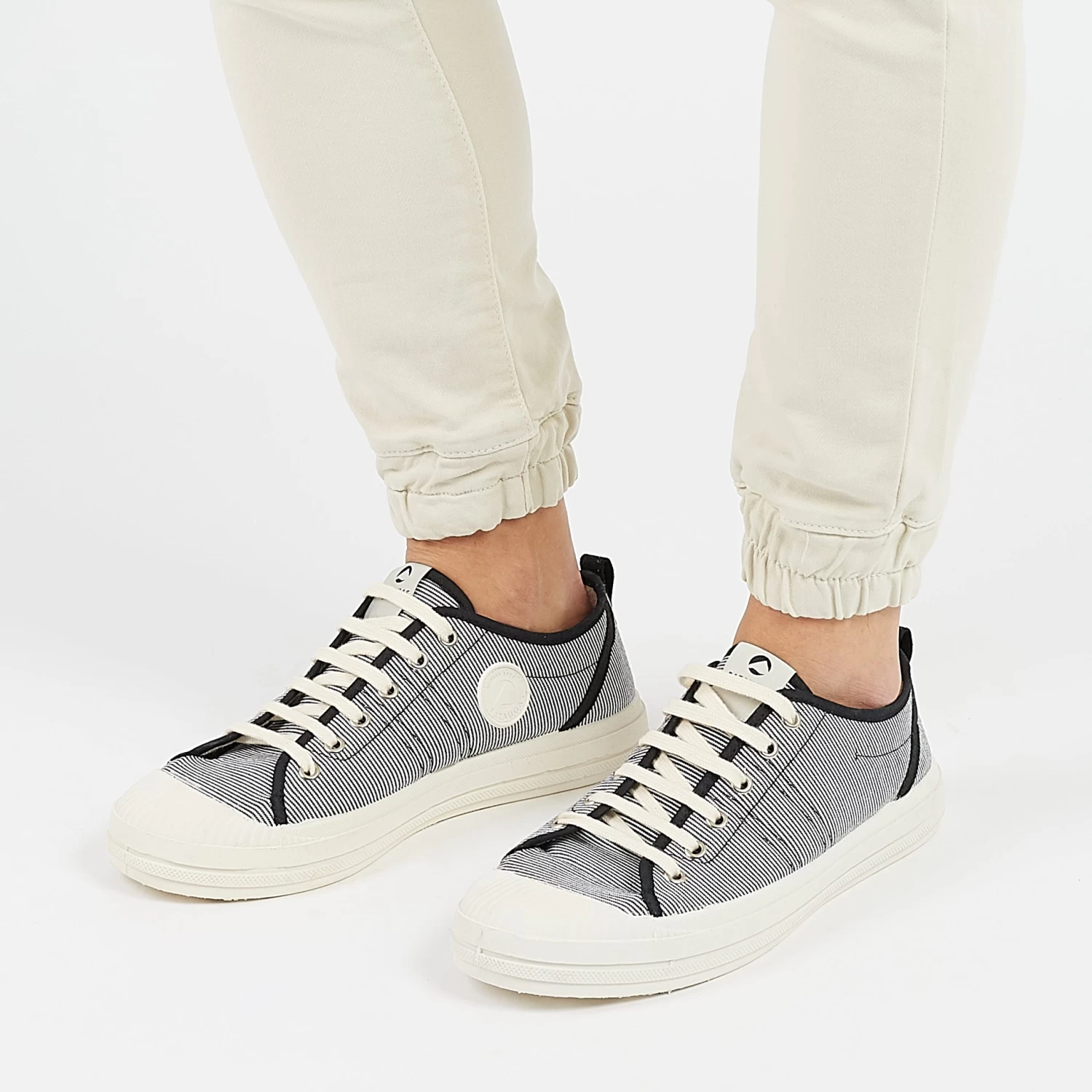 Pataugas ETCHEL/TRAY H2H NOIR – Image 7